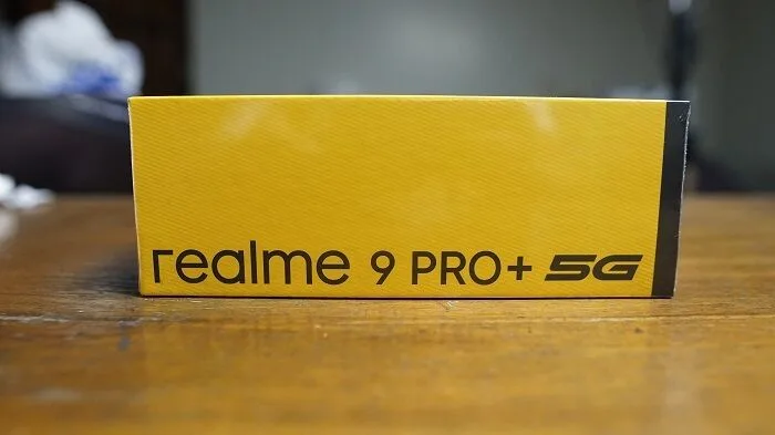 realme 9 Pro realme 9 Pro