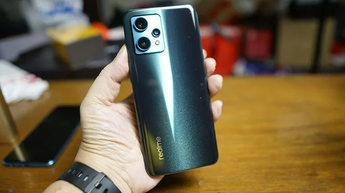 realme 9 Pro realme 9 Pro