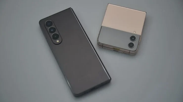 Samsung Galaxy Z Fold 4 Flip 4 01