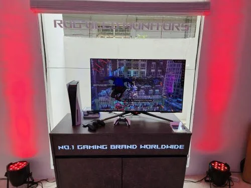 ASUS ROG Swift PG42UQ