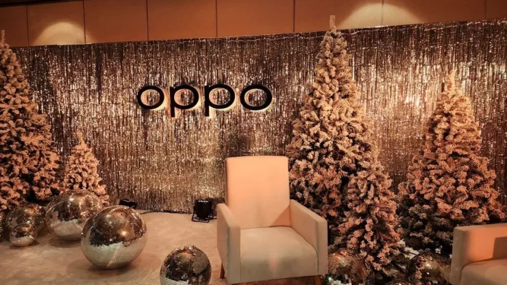 Choose Joy This Christmas With Oppo 01