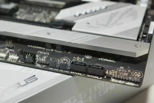 STRIX B760A-D4