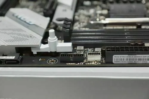 STRIX B760A-D4