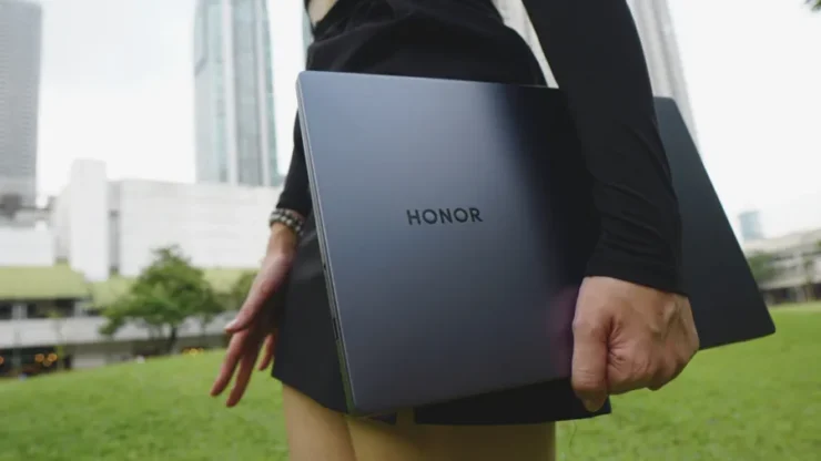 HONOR MagicBook X15