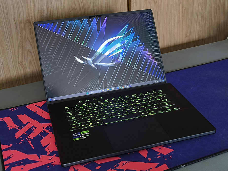 laptop ROG Zephyrus M16 Laptop
