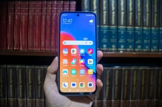 Xiaomi Redmi 12 Review 01