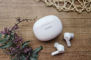 realme Buds T110