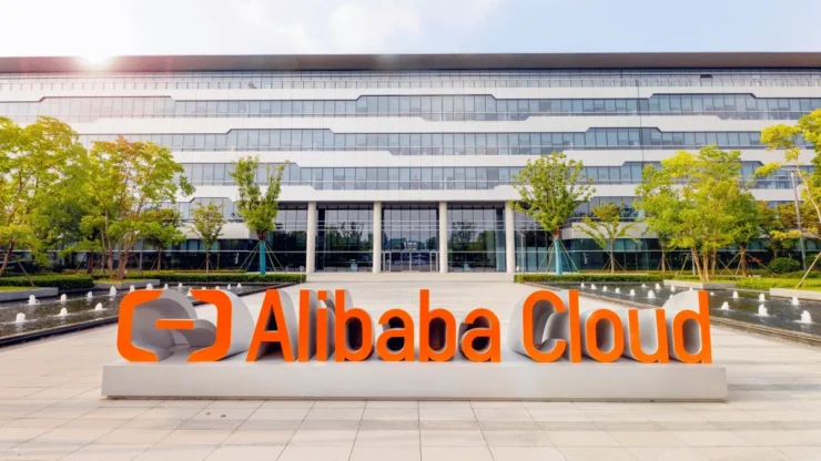 Alibaba Cloud Public Cloud Platform Leader Img
