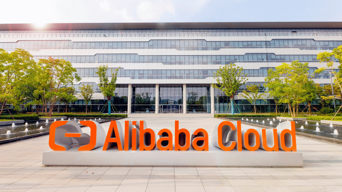 Alibaba Cloud Alibaba Cloud Public Cloud Platform Leader Img
