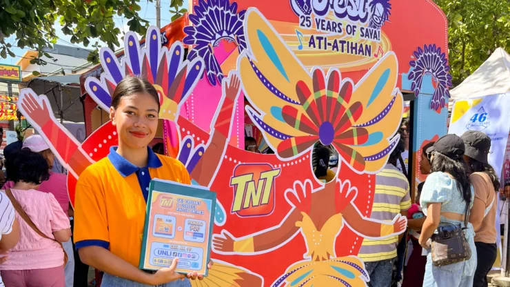 Smart value brand TNT powers the Ati-Atihan Festival in the province of Aklan with 5G Max