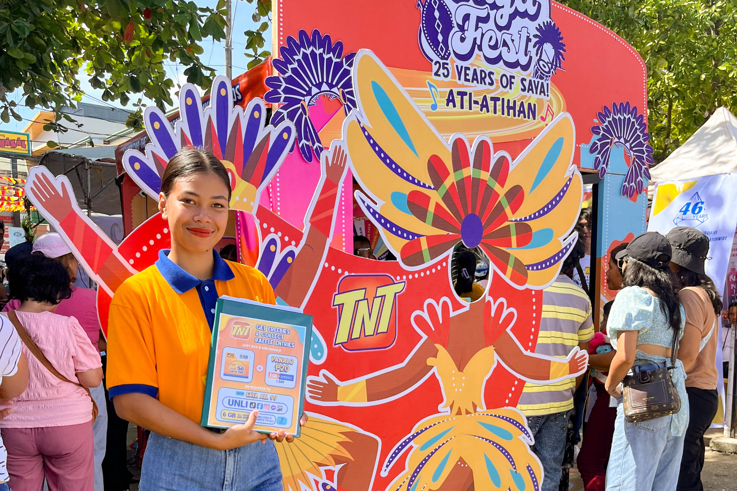 TNT Smart value brand TNT powers the Ati-Atihan Festival in the province of Aklan with 5G Max