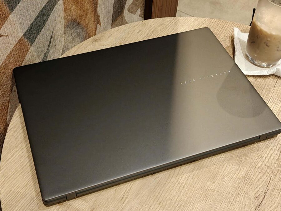 ASUS Vivobook S16 ASUS Vivobook S16