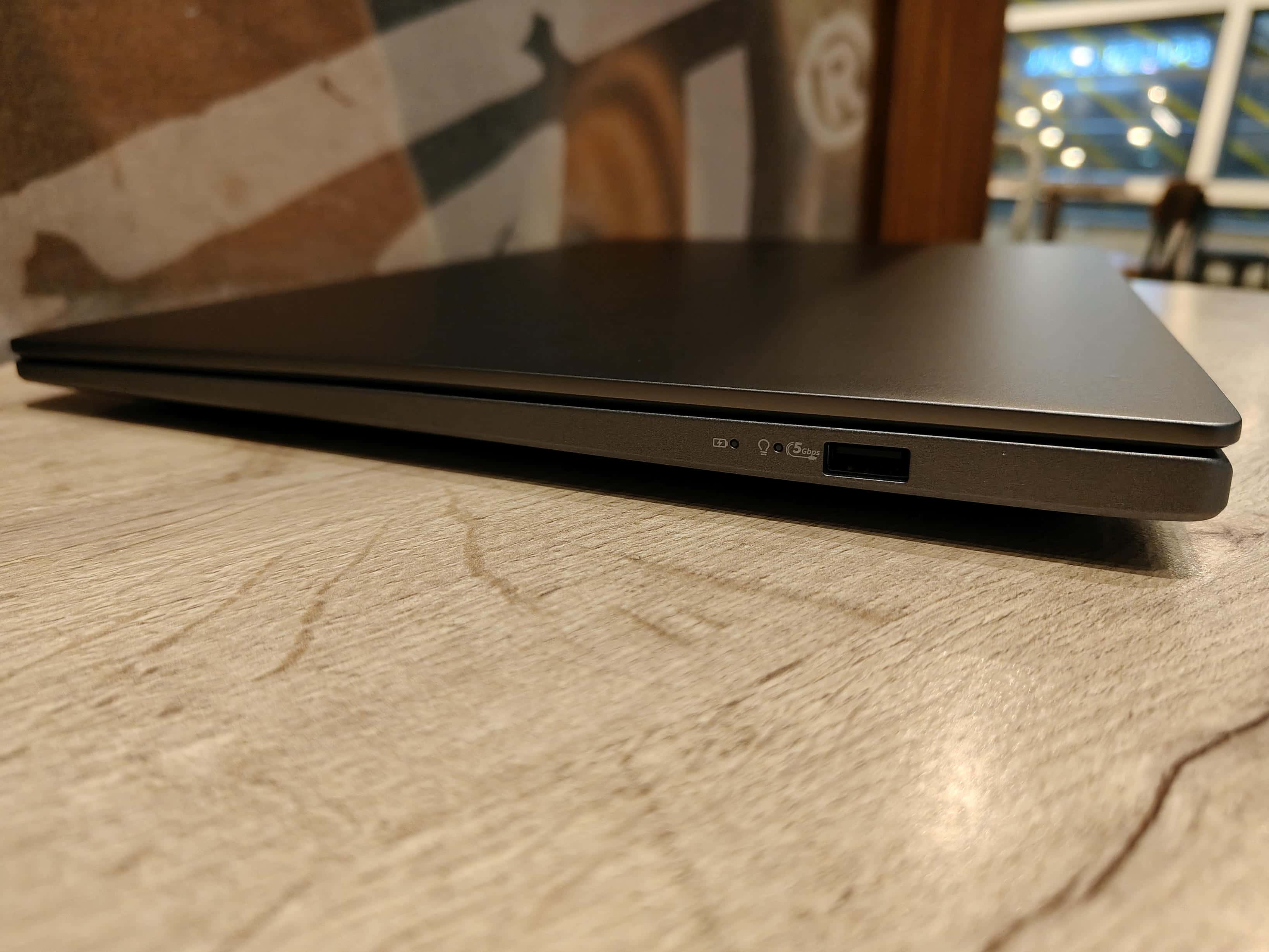 ASUS Vivobook S16