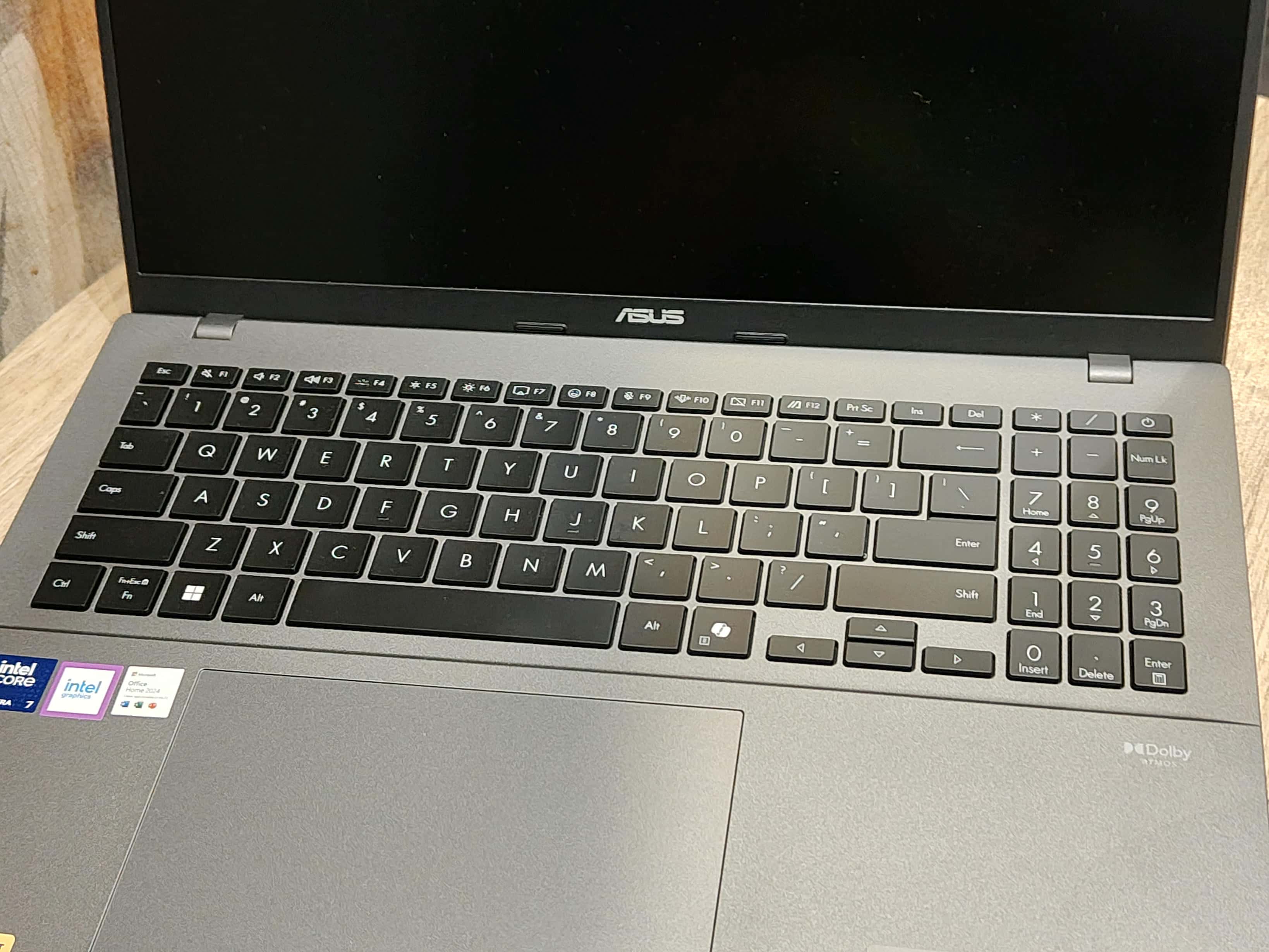 ASUS Vivobook S16