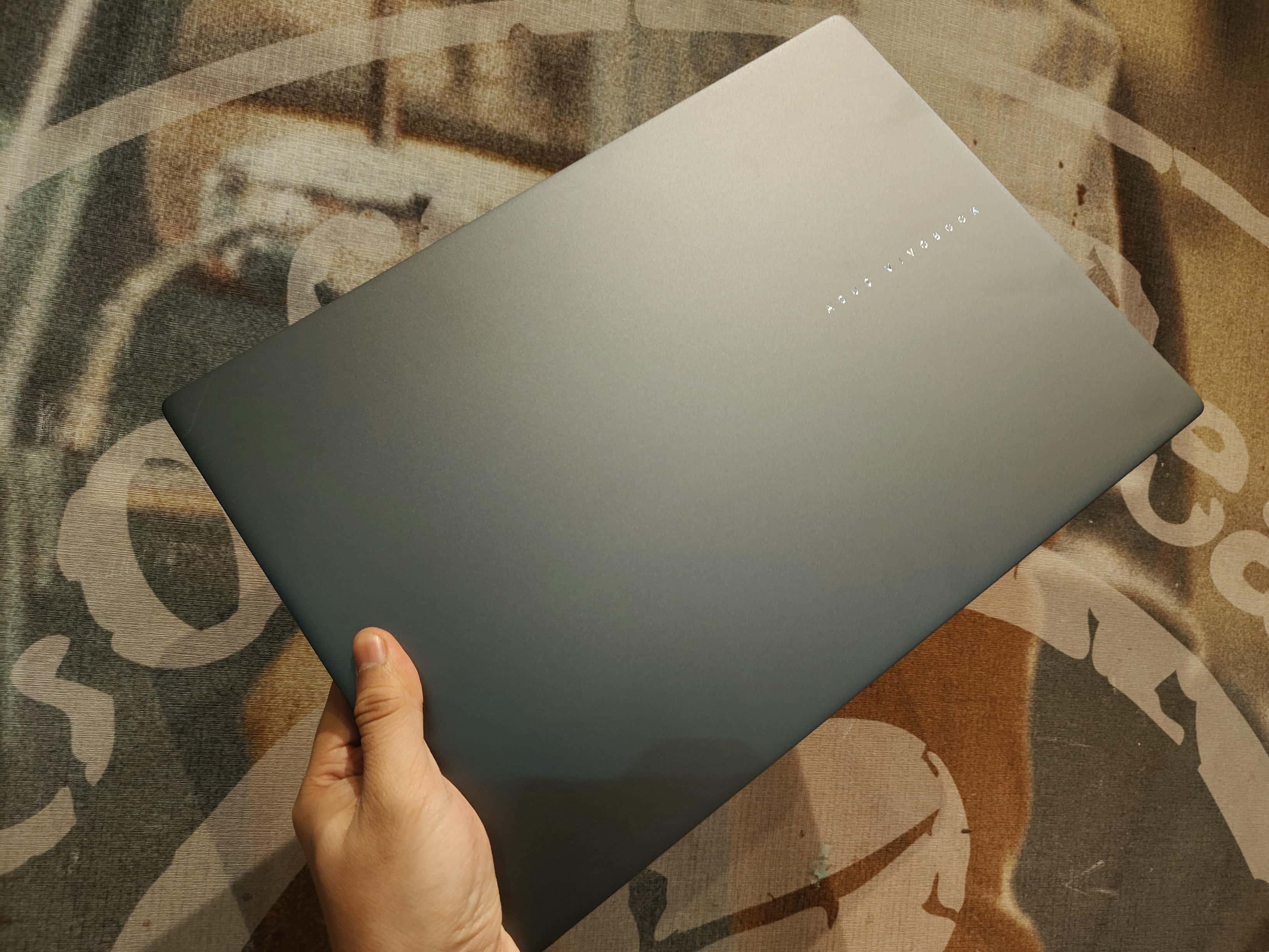 ASUS Vivobook S16