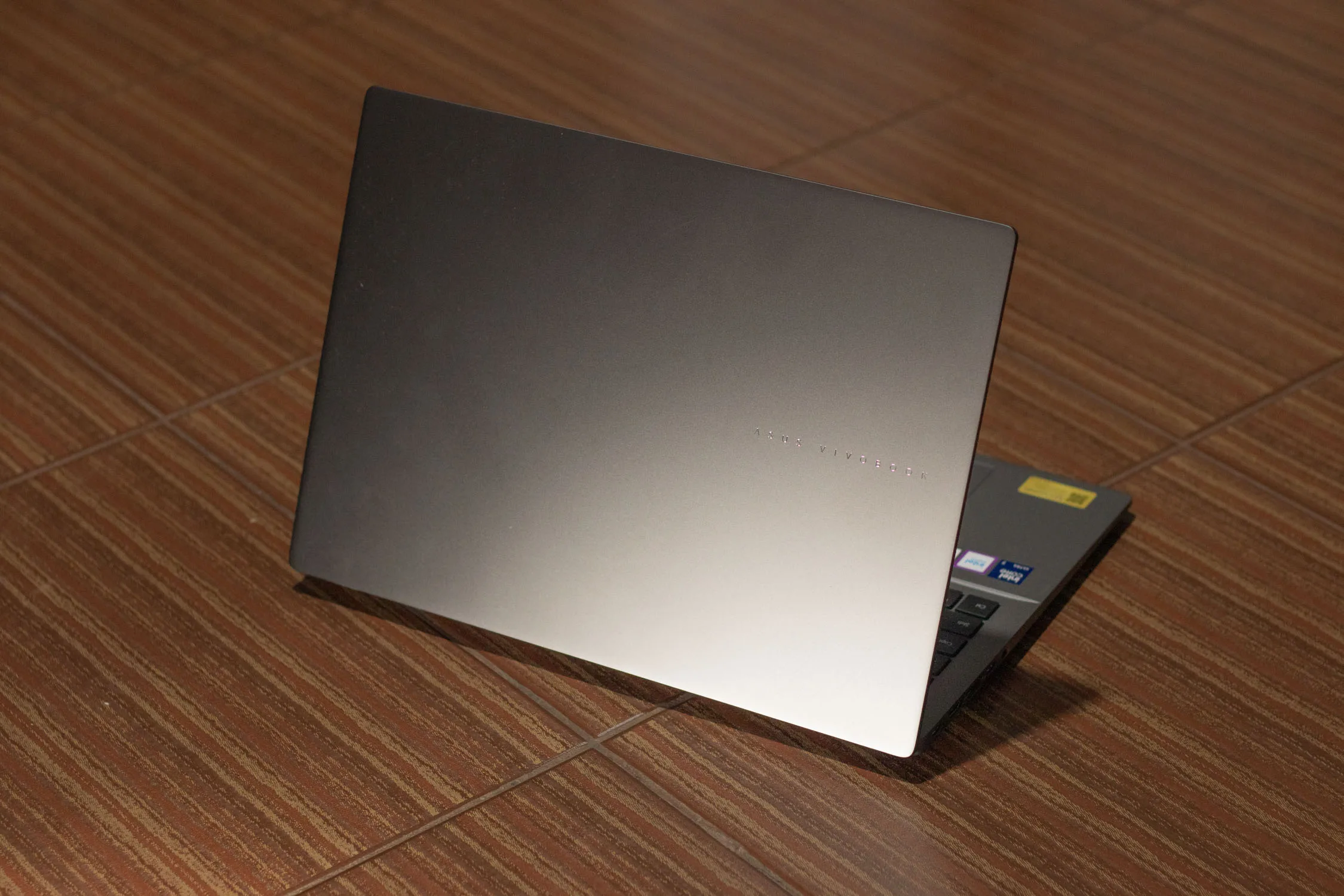 ASUS Vivobook S16