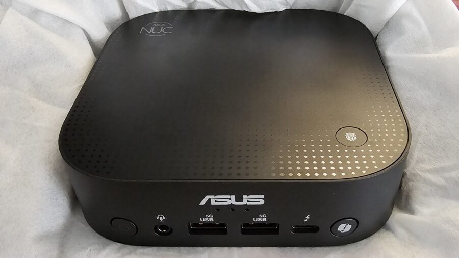 NUC 14 Pro AI NUC 14 Pro AI