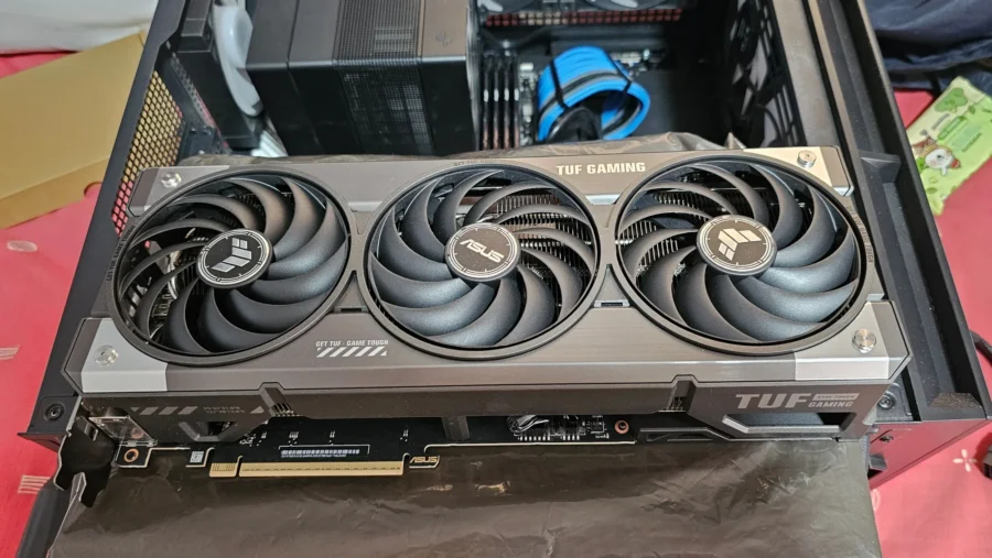 TUF Gaming RTX 5070 TUF Gaming RTX 5070