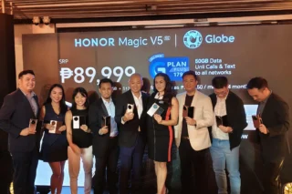 HONOR Magic V5 GLobe