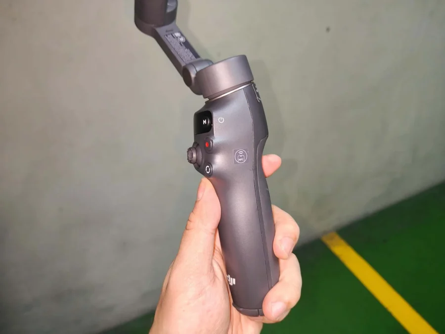 DJI Osmo Mobile 8