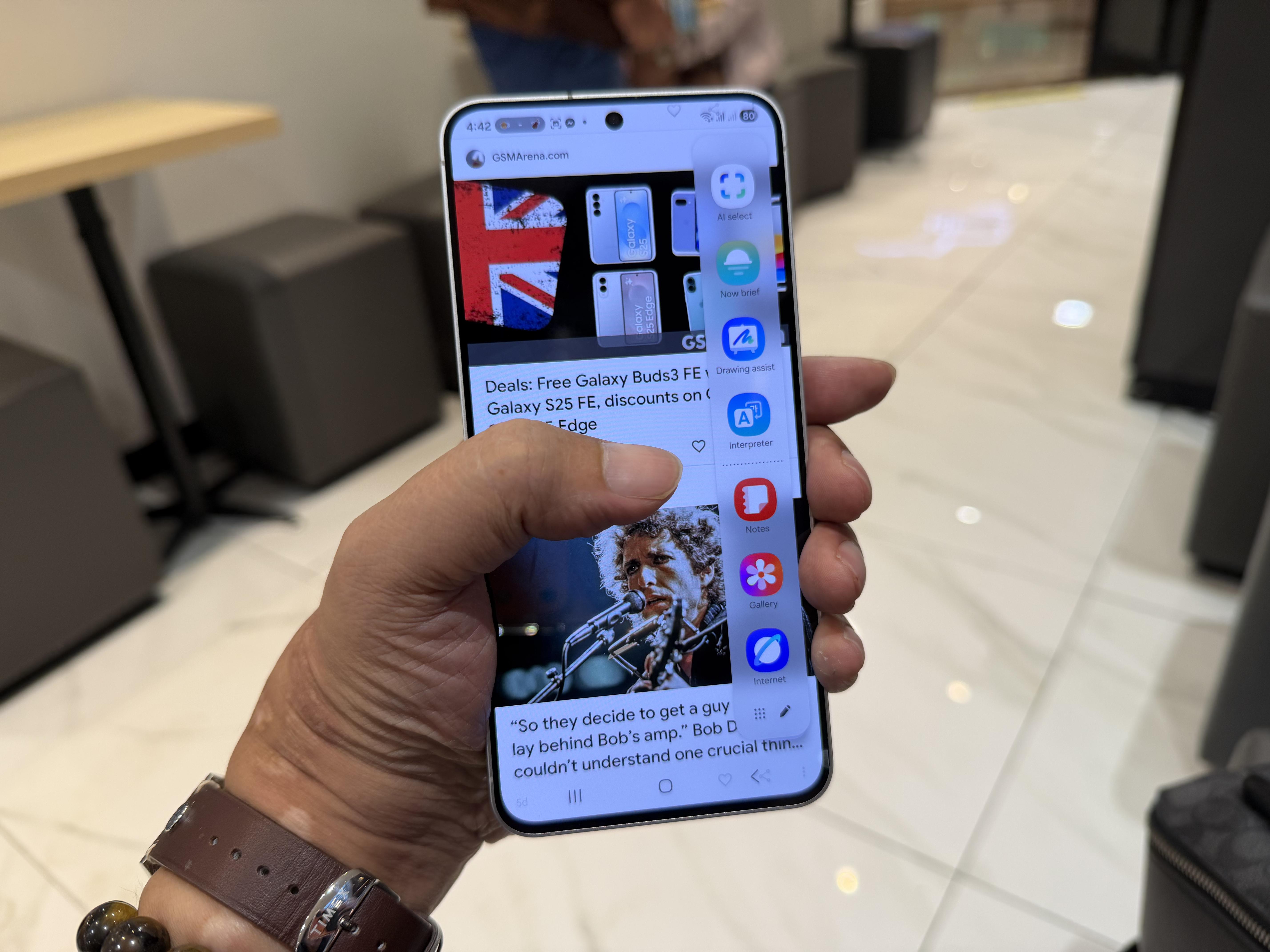 Samsung Galaxy S25 FE