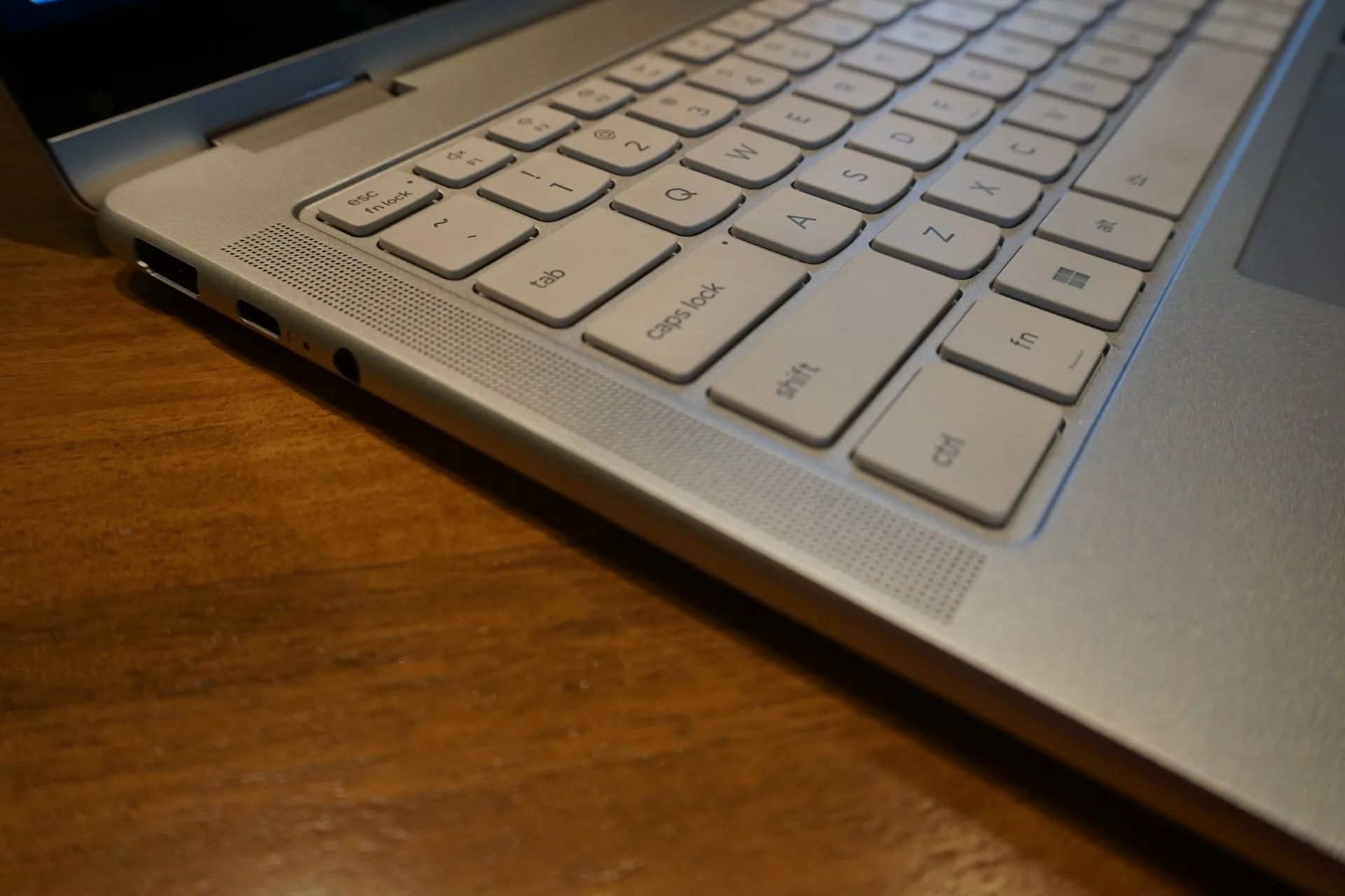Lenovo Yoga 7i 2-in-1 10th Gen