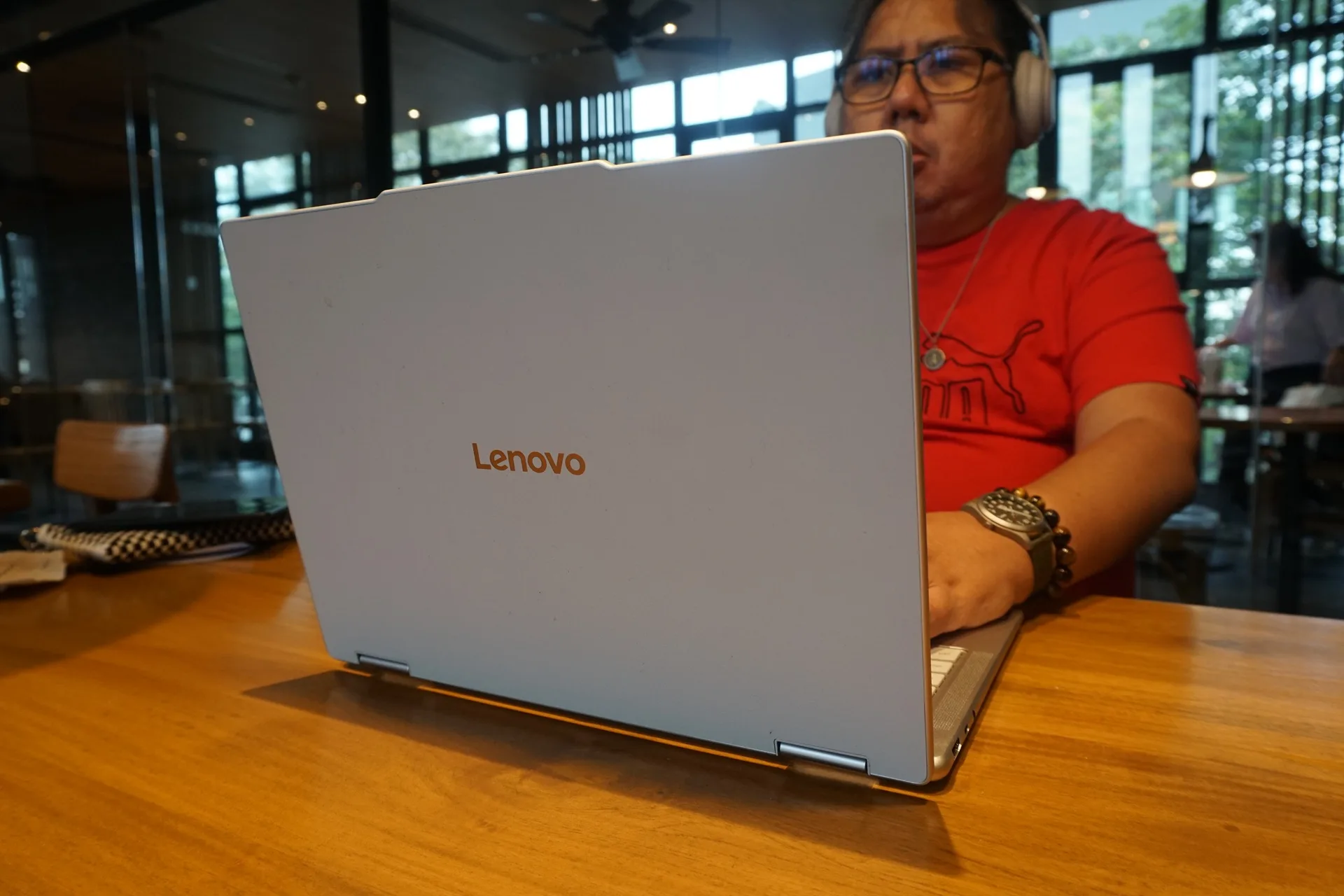 Lenovo Yoga 7i 2-in-1 10th Gen