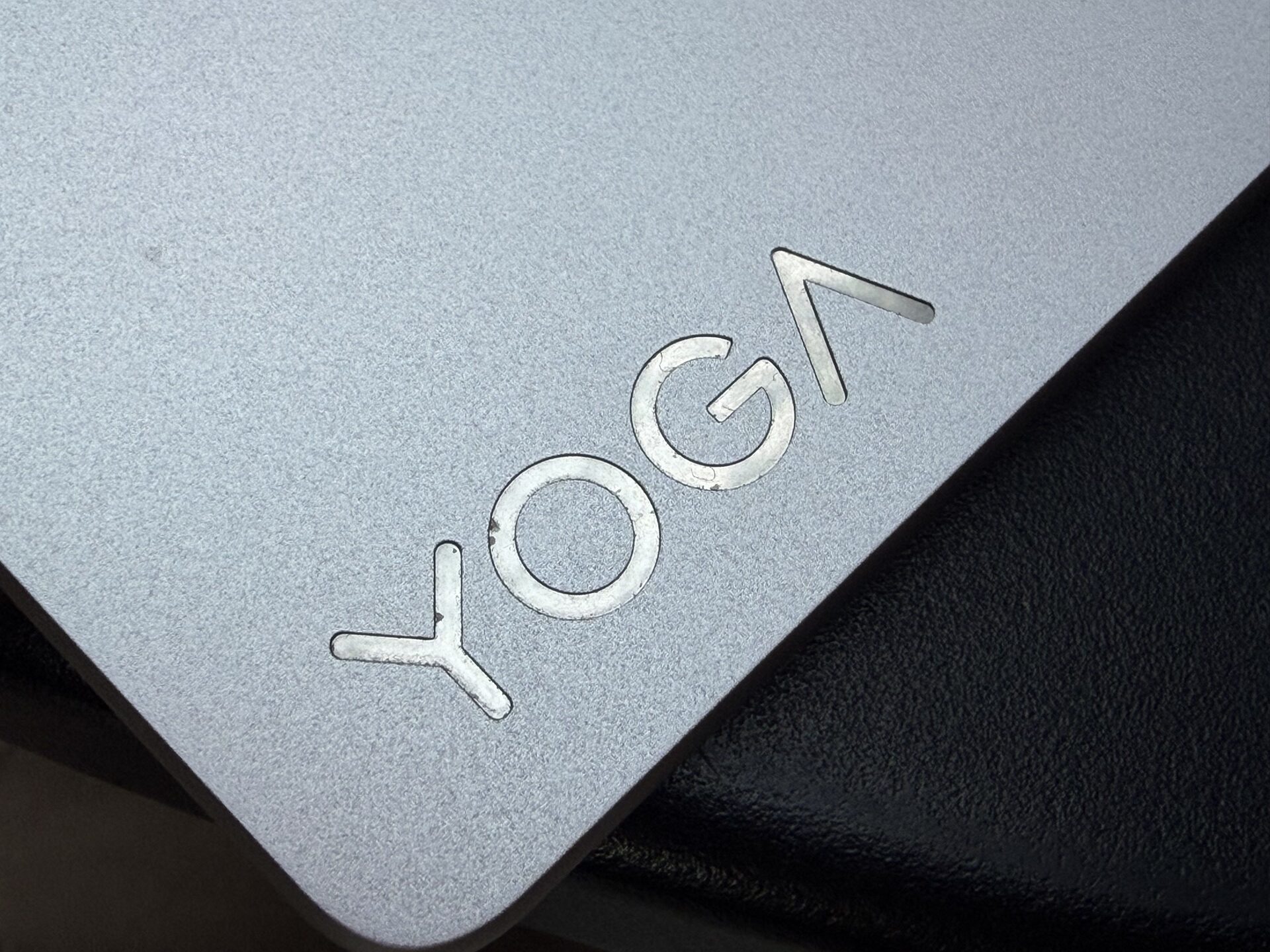 Lenovo Yoga 7i 2-in-1 10th Gen