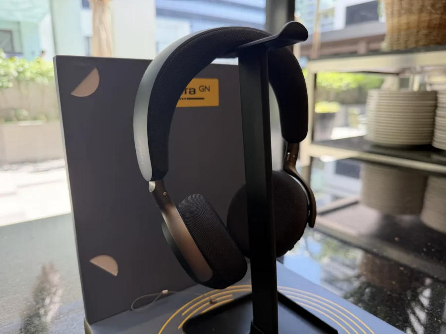 Jabra Evolve3