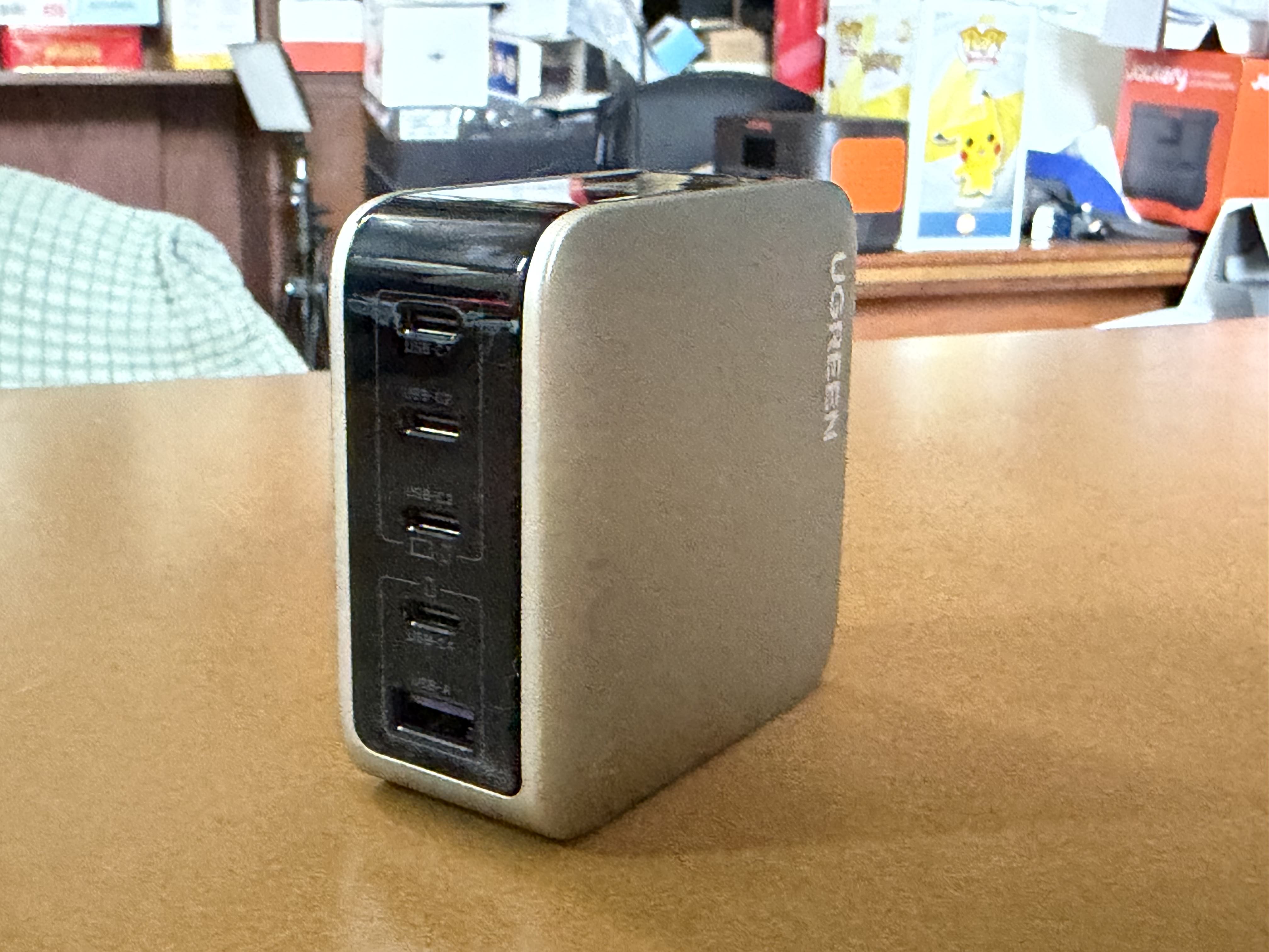 UGREEN Nexode Pro 100W 5-Port GaN