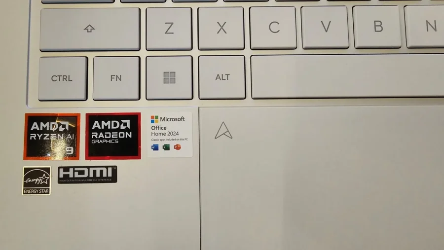 Zenbook S16