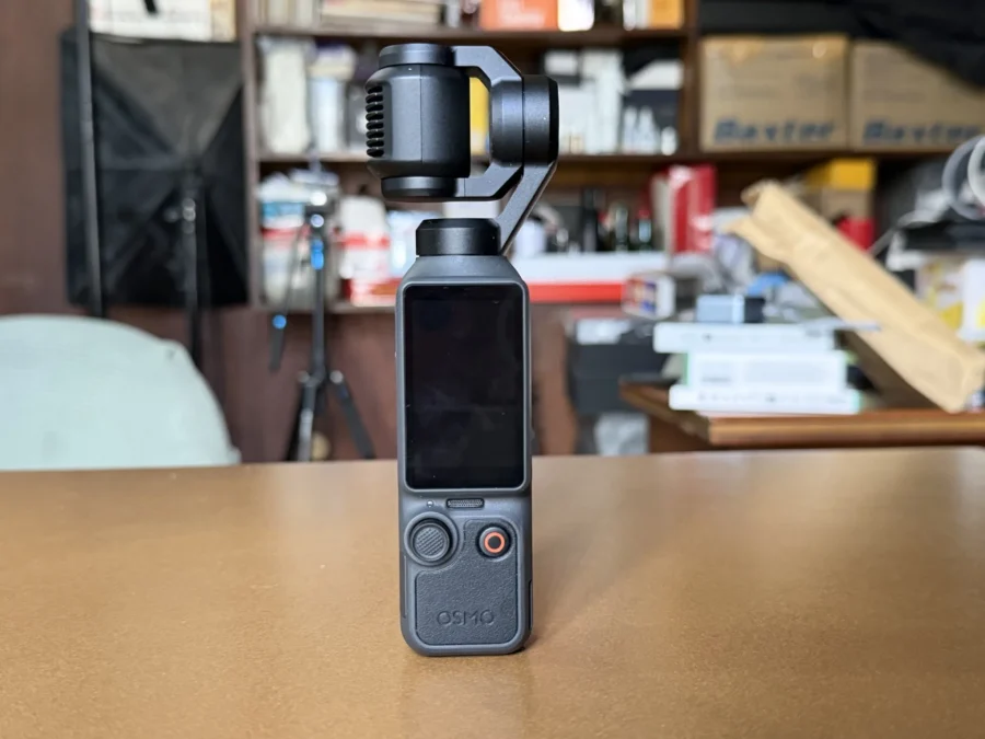DJI Osmo Pocket 4