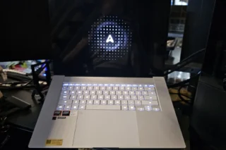 Zenbook S16