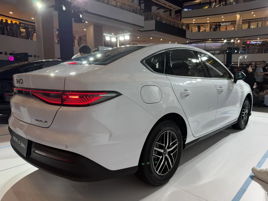 BYD Seal 5 DM-i 2026