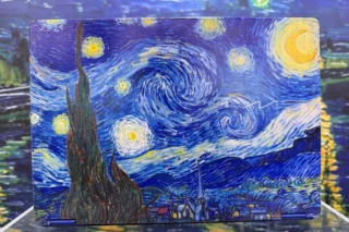 Prestige 14 Flip AI+ Vincent van Gogh