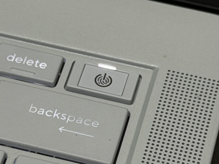 ASUS ExpertBook Ultra Review
